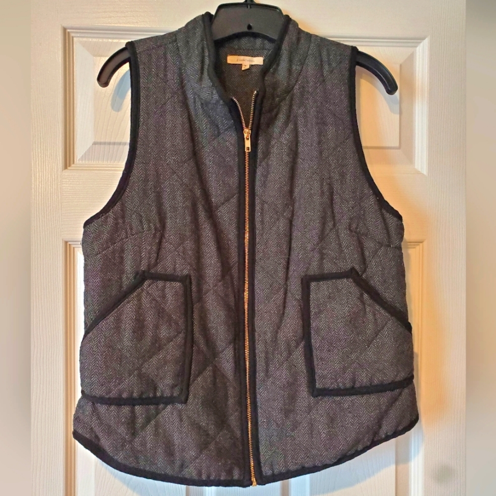 41 Hawthorne‎ zip up vest